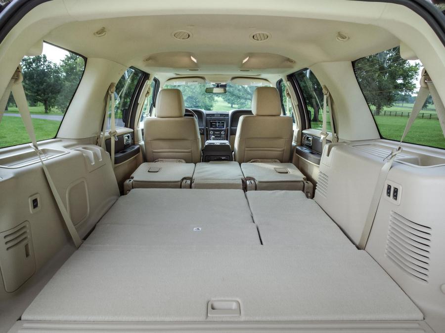  Lincoln Navigator 2014 года  (фото 14 из 61)
